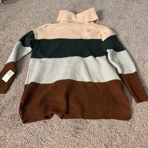 Color block Staccato Turtleneck Sweater
